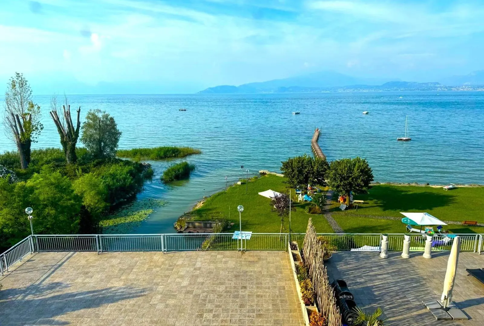 Sg Family - Lakeside Apartment Peschiera del Garda