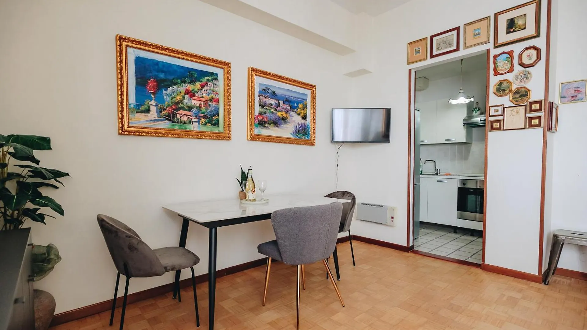 Sg Family - Lakeside Apartment Peschiera del Garda