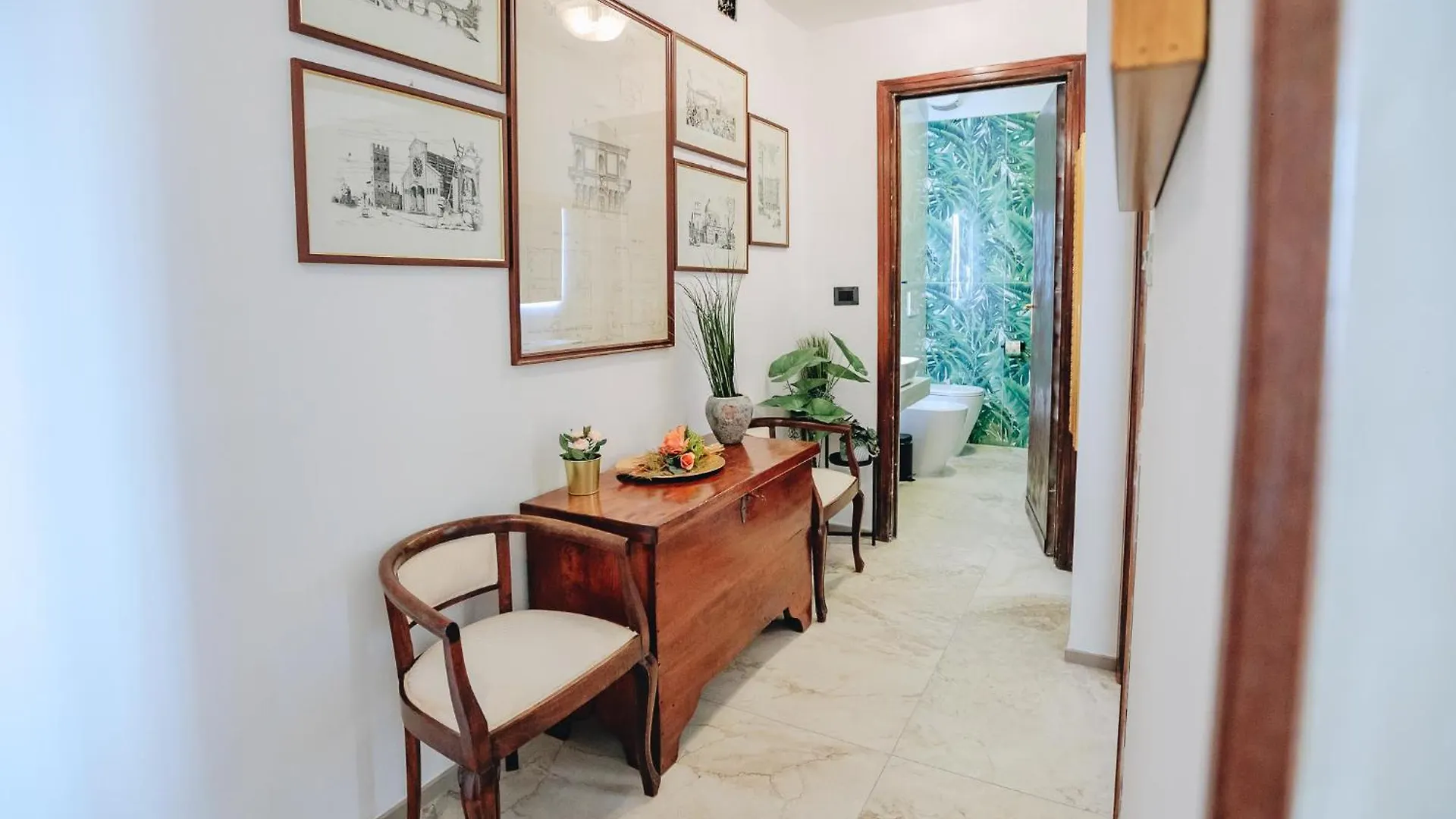 Sg Family - Lakeside Apartment Peschiera del Garda 0*,  Italy